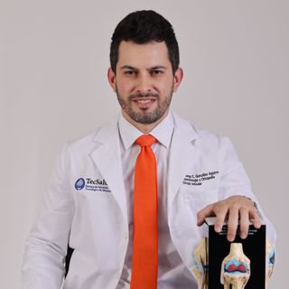 Fotografía de Dr. Jorge Eduardo González Aguirre, Traumatólogo en Saltillo, Coahuila