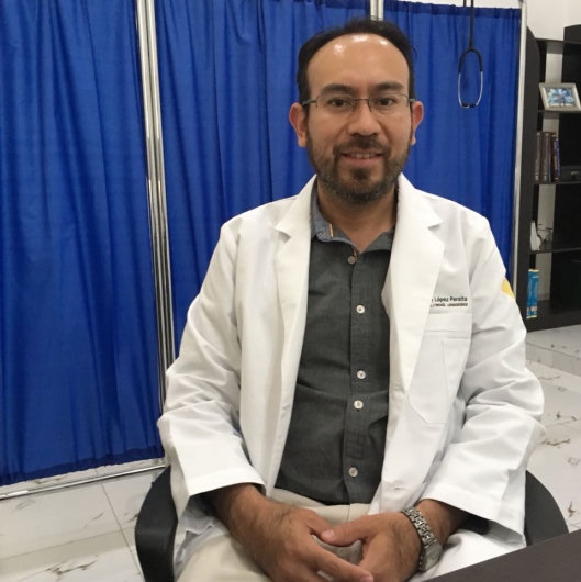 Fotografía de Dr. Ibrahim López Peralta, Cirujano general en Oaxaca de Juarez, Oaxaca