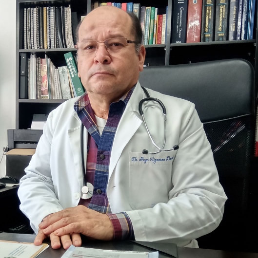 Fotografía de Dr. Hugo Cigarroa Dávila