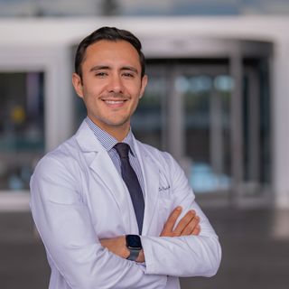 Fotografía de Dr. Rodrigo Nava Arceo, Gastroenterólogo en Zapopan, Jalisco