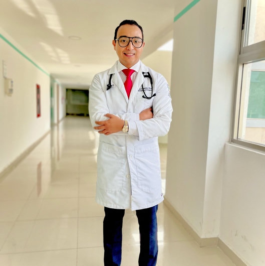 Fotografía de Dr. Abraham Villalobos Flores, Cardiólogo en Merida, Yucatan