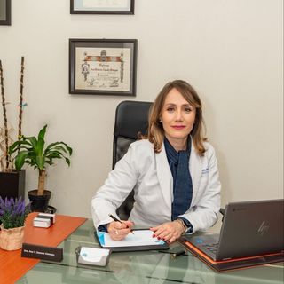 Fotografía de Dra. Ana Victoria Zepeda Venegas, Psiquiatra en Zapopan, Jalisco