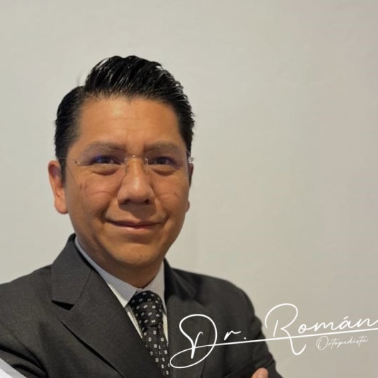 Fotografía de Dr. Josué Román Galicia, Traumatólogo en Tlalpan, Ciudad de Mexico