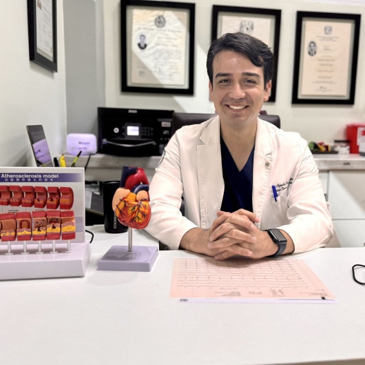 Fotografía de Dr. Alejandro Pacheco Lopez, Cardiólogo en Monclova, Coahuila