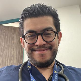 Fotografía de Dr. Mauricio Mora, Internista en Cuauhtémoc, Ciudad de Mexico