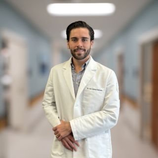 Fotografía de Dr. Juan Gutiérrez Hermosillo Aranguren, Ginecólogo en Guadalajara, Jalisco