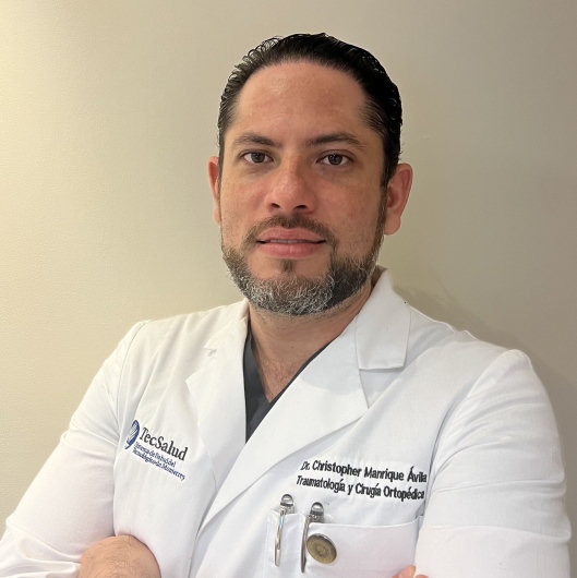Fotografía de Dr. Christopher Manrique Avila, Traumatólogo en Monterrey, Nuevo Leon