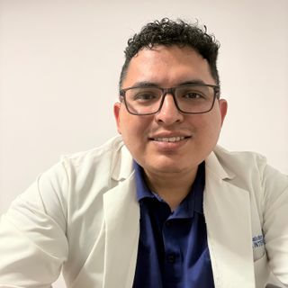 Fotografía de Dr. Jeronimo Daniel Galván Rodríguez, Internista en Guadalajara, Jalisco