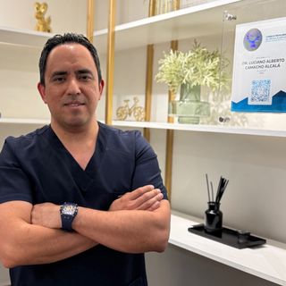 Fotografía de Dr. Luciano Alberto Camacho Alcalá, Cirujano plástico en Guadalajara, Jalisco
