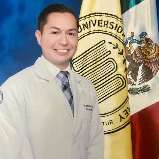Fotografía de Dr. Ramiro Saavedra Milán, Gastroenterólogo en Monterrey, Nuevo Leon