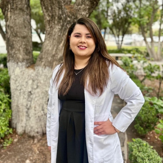 Fotografía de Dra. Claudia Alejandra Cazola Corona, Internista en Tepic, Nayarit