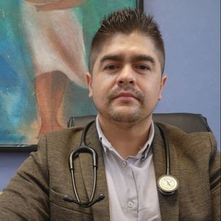 Fotografía de Dr. Hugo Helec Alvarado Martínez, Internista en Torreon, Coahuila