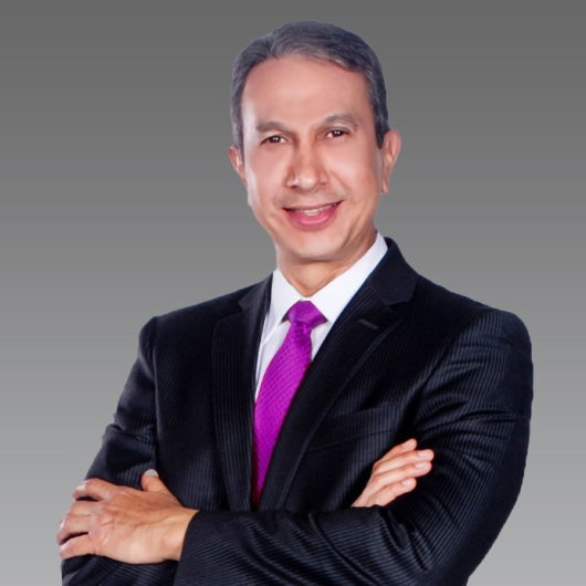 Fotografía de Dr. Ruby Lizardo Ramírez Robles, Cirujano plástico en Monterrey, Nuevo Leon