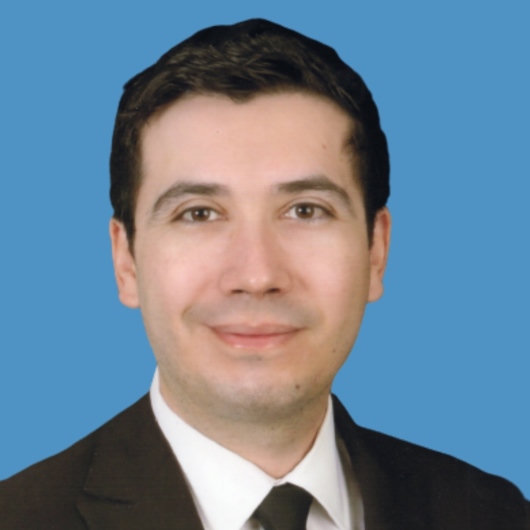 Fotografía de Dr. Marco Aurelio Rendón Medina, Cirujano plástico en Guadalajara, Jalisco