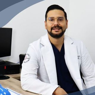 Fotografía de Dr. Mario Alberto Robles Herrera, Ginecólogo en Colima, Colima