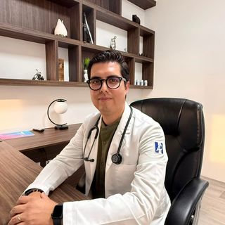 Fotografía de Dr. Eduardo Fuentes, Médico general en Leon, Guanajuato
