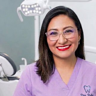 Fotografía de Dra. Rubí Hérnández, Dentista - Odontólogo en Ecatepec de Morelos, Estado de Mexico