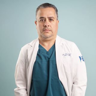Fotografía de Dr. Heriberto Lujano Pedraza, Urólogo en Toluca, Estado de Mexico