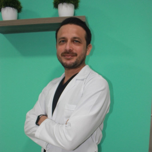 Fotografía de Dr. Emmanuel Lizama Zaldivar, Endocrinólogo en Mérida, Yucatan