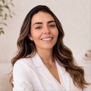 Fotografía de Mtra. Alina Becerril, Nutricionista en Queretaro, Queretaro