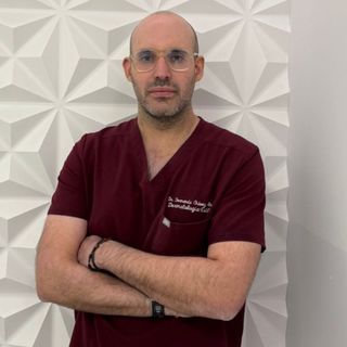 Fotografía de Dr. Fernando Chávez Alvado, Dermatólogo en Guadalajara, Jalisco