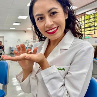 Fotografía de Dra. María Del Carmen Mendoza Pérez, Dentista - Odontólogo en Toluca, Estado de Mexico