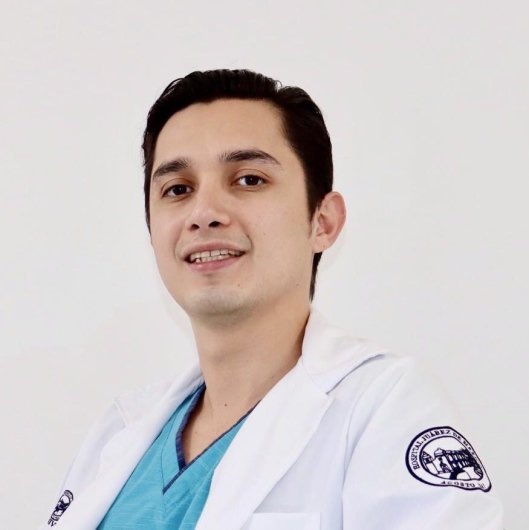 Fotografía de Dr. Emmanuel Salgado Mojica, Urólogo en Querétaro, Queretaro