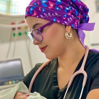 Fotografía de Dra. Daniela Aceituno, Pediatra en Coatzacoalcos, Veracruz