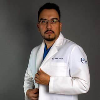 Fotografía de Dr. J. Roberto Sanchez Romero, Dentista - Odontólogo en Leon, Guanajuato
