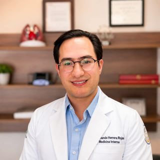Fotografía de Dr. Armando Herrera Rojas, Internista en Guadalajara, Jalisco