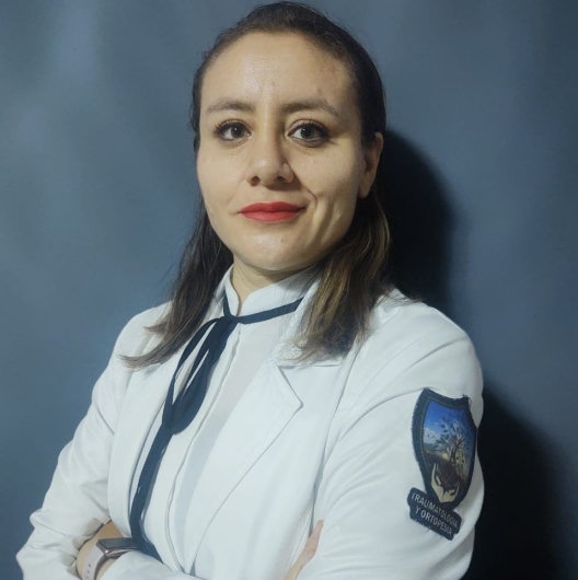 Fotografía de Dra. Berenice Angelino Velázquez, Ortopedista en Metepec, Estado de Mexico