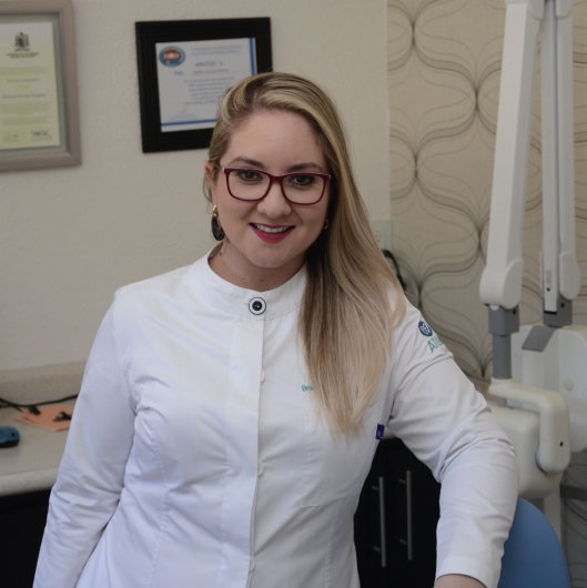 Fotografía de Dra. Adriana Jácome Espadas, Dentista - Odontólogo en Tuxtla Gutierrez, Chiapas