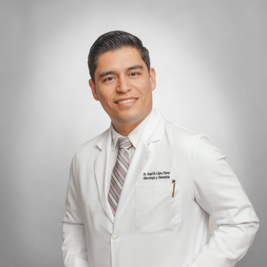 Fotografía de Dr. Angel Mariano López Flores, Ginecólogo en Tijuana, Baja California