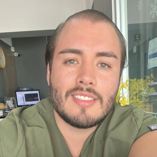 Fotografía de Dr. Luis Gustavo Ramírez Hernández, Dentista - Odontólogo en Zapopan, Jalisco