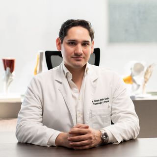 Fotografía de Dr. Fernando Ancira González, Ortopedista en Monterrey, Nuevo Leon