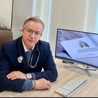 Fotografía de Dr. Héctor Hugo González Delgado, Neumólogo en Monterrey, Nuevo Leon