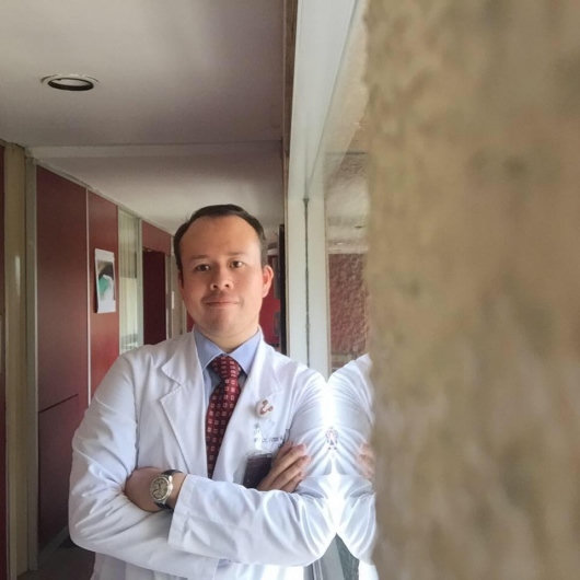 Fotografía de Dr. Víctor Manuel Calva Treviño, Urólogo en Queretaro, Queretaro