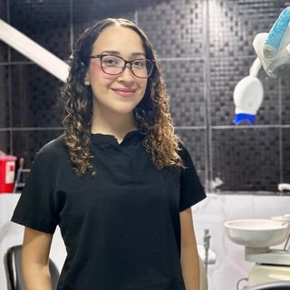 Fotografía de Dra. María Fernanda Preza Macias, Dentista - Odontólogo en Puerto Vallarta, Jalisco