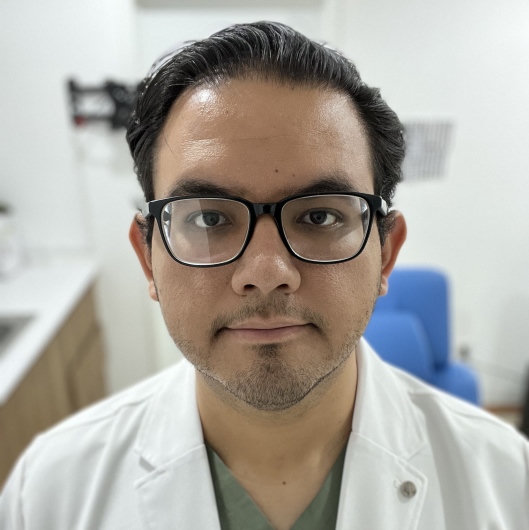 Fotografía de Dr. Jesus Alejandro Esquivel Garcia, Otorrinolaringólogo en Leon, Guanajuato