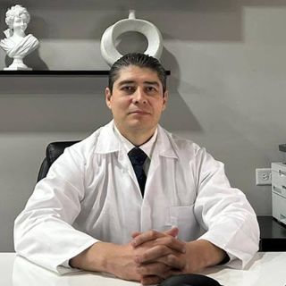 Fotografía de Dr. Edgardo Humberto Acosta Cerda, Otorrinolaringólogo en Juarez, Chihuahua