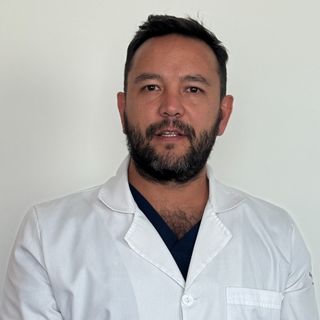 Fotografía de Dr. Roberto Cisneros Chávez, Urólogo en Cuauhtemoc, Ciudad de Mexico