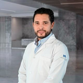 Fotografía de Dr. Alberto Andrade Trejo, Ginecólogo en Queretaro, Queretaro