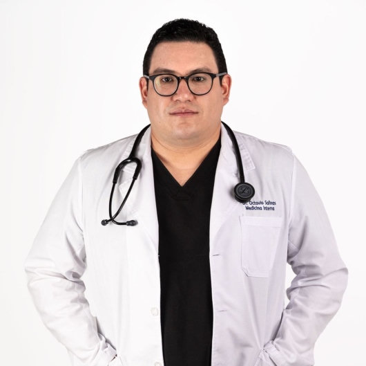 Fotografía de Dr. Octavio Antonio Salinas Bermúdez