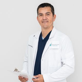 Fotografía de Dr. Carlos Dueñas Ramírez, Médico general en Playa del Carmen, Quintana Roo