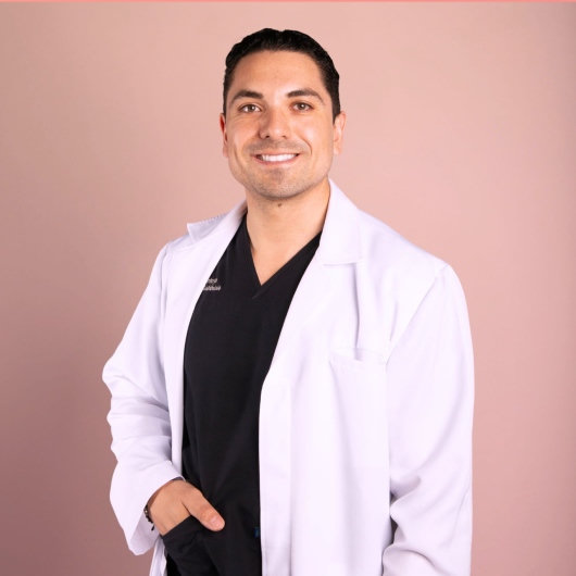 Fotografía de Dr. Bolivar De Marco Santoyo Herrera, Ginecólogo en Guadalajara, Jalisco