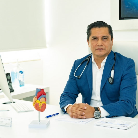 Fotografía de Dr. Juan De Dios Candia Camacho, Cardiólogo en Puebla, Puebla