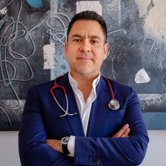 Fotografía de Dr. Eiberth Esquivel Ocampo, Cirujano general en Cuernavaca, Morelos