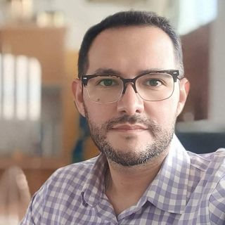 Fotografía de Mtro. Tadeo Javier Meza Quintero, Psicólogo en Ensenada, Baja California