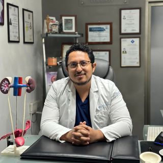 Fotografía de Dr. Miguel Angel Primo Rivera, Urólogo en Córdoba, Veracruz