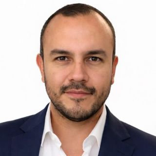 Fotografía de Dr. Juan Carlos A. Rivera Benavides, Psiquiatra en Monterrey, Nuevo Leon